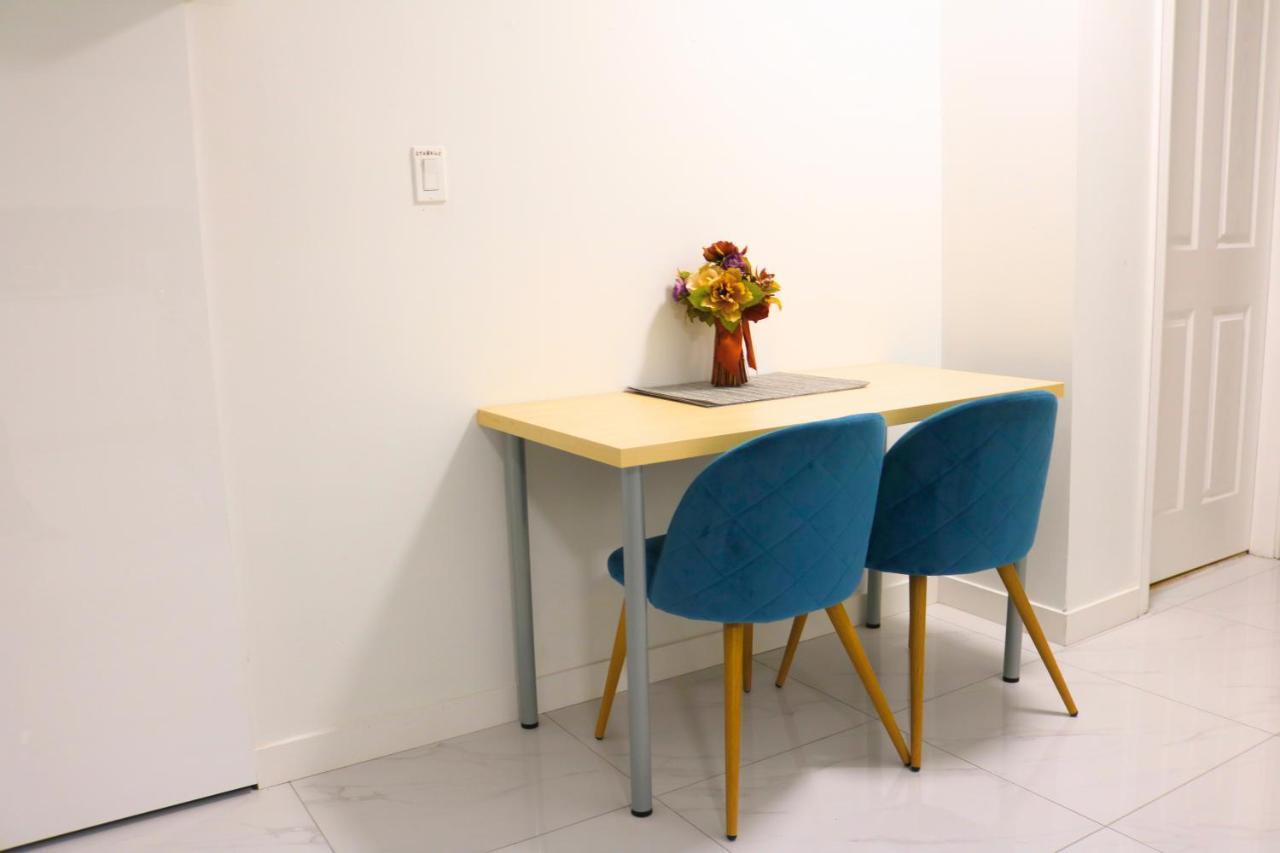 Pristine 3 Beds 2 Washroom Guest Suite เซอร์รีย์ ภายนอก รูปภาพ
